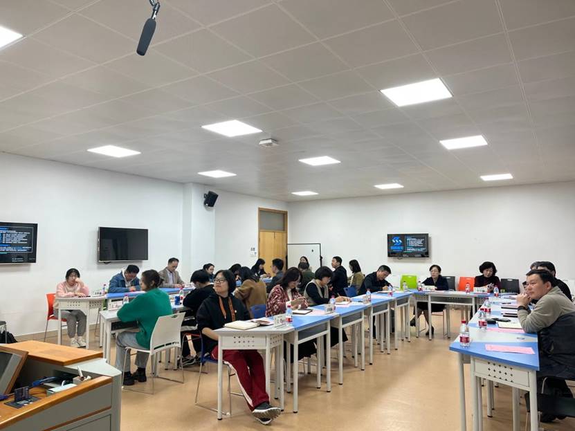 说明: //wsc.cmvideo1.com/__local/C/DE/34/95088AF0457917F3B6BD42C5CA6_F274E73A_166C2.jpg